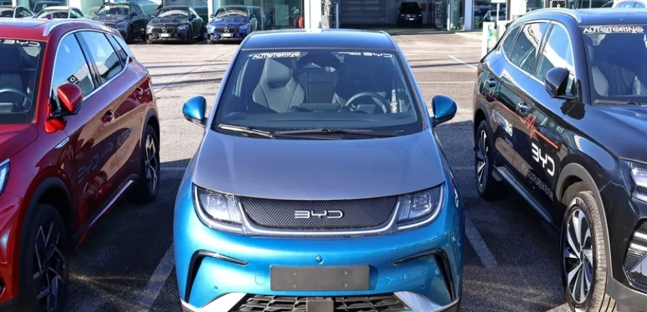 BYD Dolphin noleggio lungo termine BYD Dolphin noleggio lungo termine