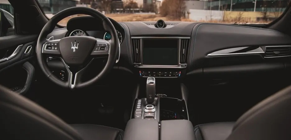 Maserati Levante interni