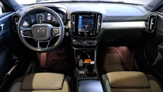 Interni Volvo XC40 Core